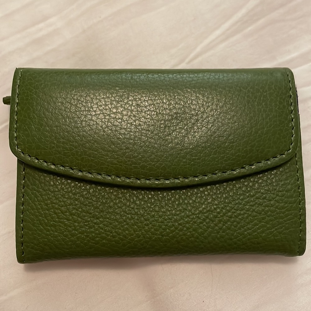Talbots Green Wallet / Card Case with snap closure